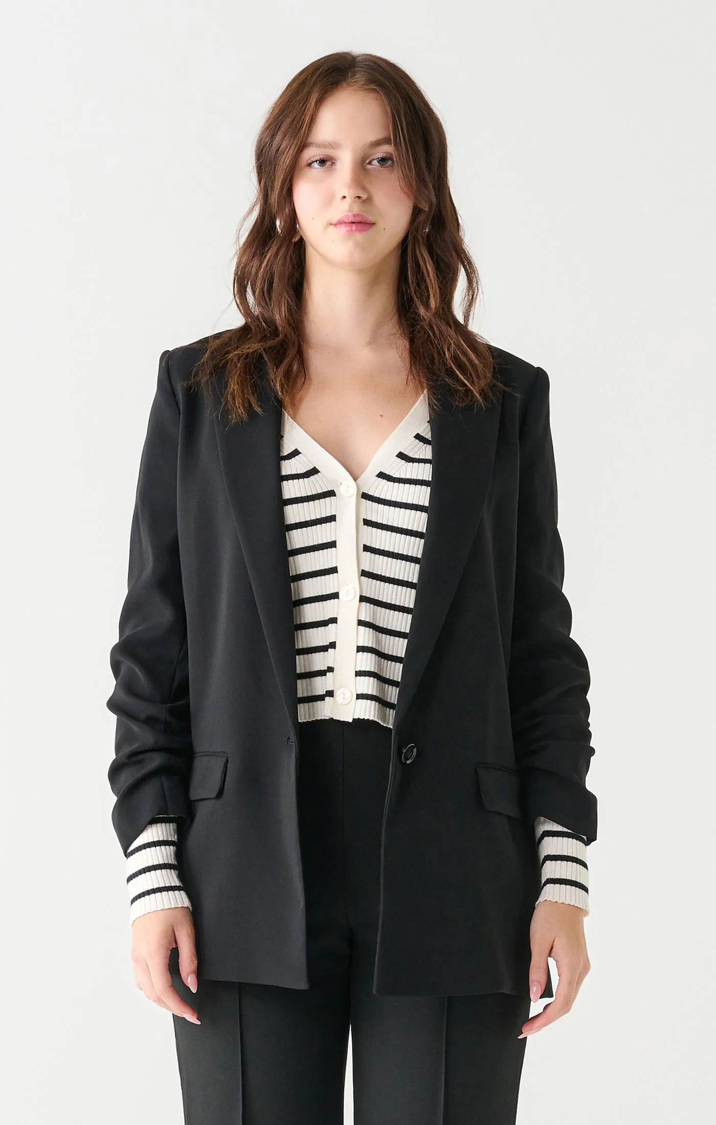 BT2329502 Ruched Slv Flowy Blazer