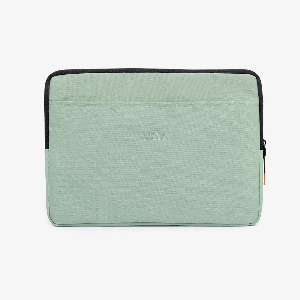 Capture Laptop Case 15" Sage