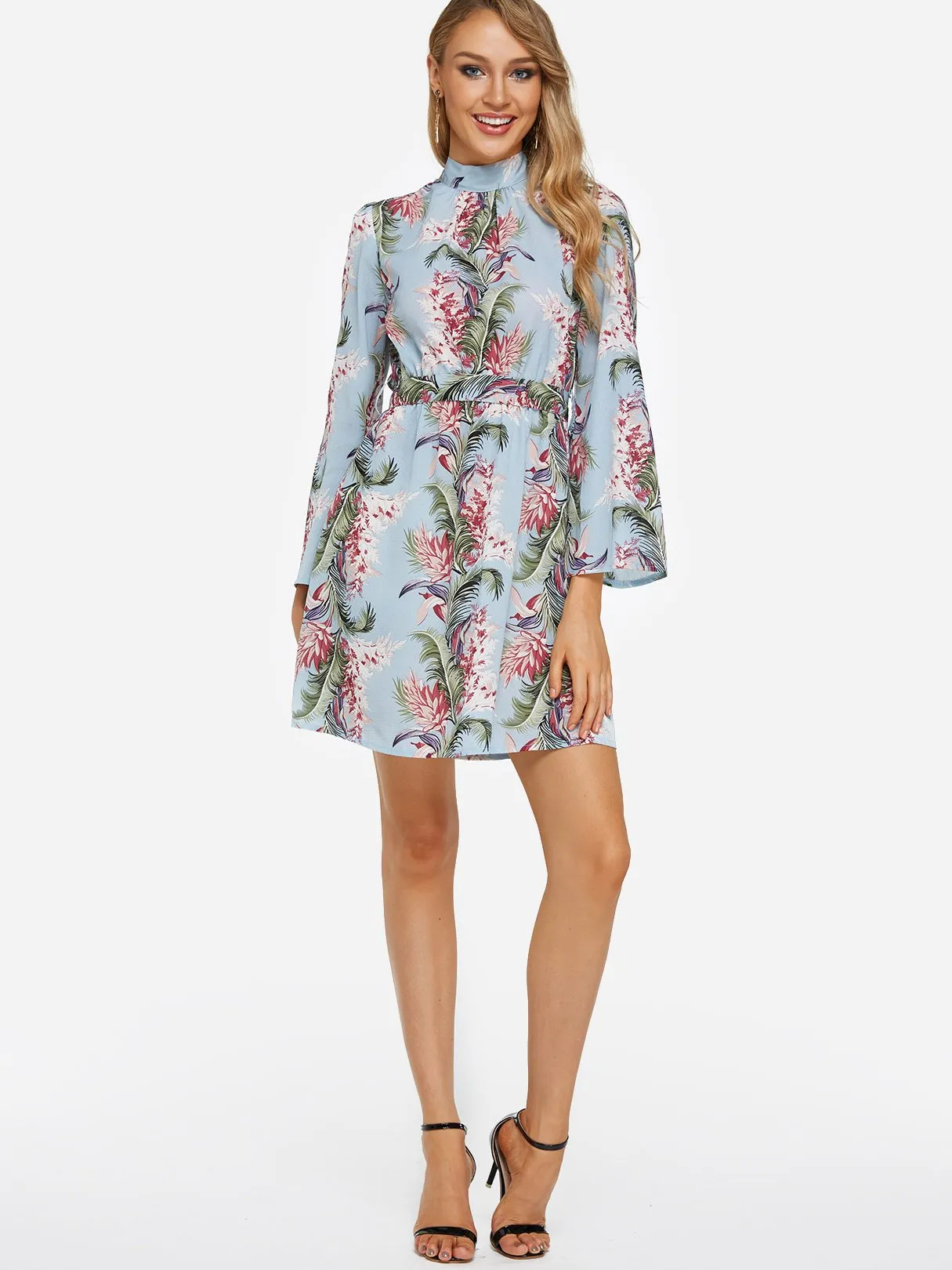 Wholesale Blue Long Sleeve Floral Print Backless Dresses